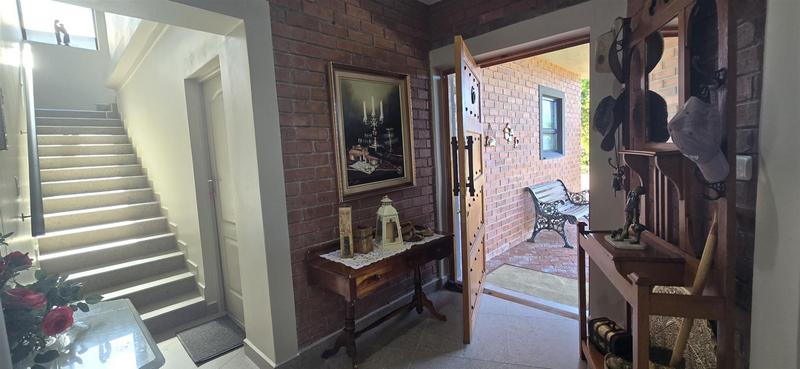 3 Bedroom Property for Sale in Outeniqua Strand Western Cape